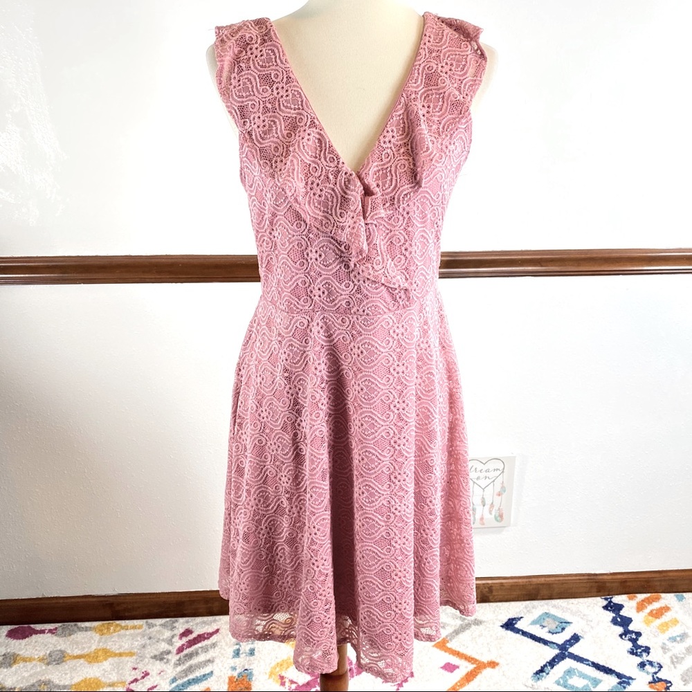 💜 NWT TMG New York lace blush color dress size L
